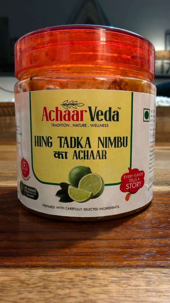 Hing Ke Tadke Wala Nimbu Ka Achaar (Lemon Hing Pickle)